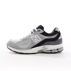 New Balance 2002R sneakers in gray with black detail
